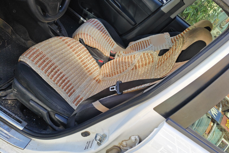 丰田 威驰FS 2017款 1.5L CVT锋驰版局部细节19