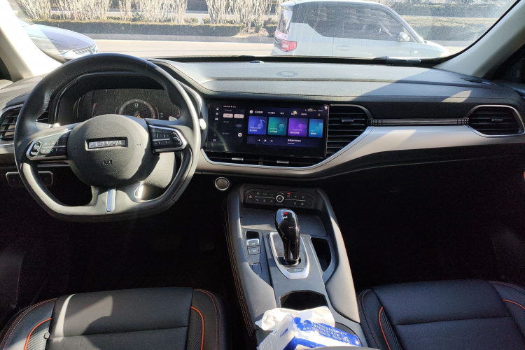哈弗F7 2021款 2.0T 两驱i动中控内饰12