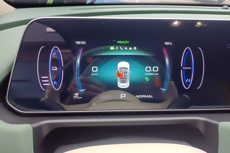 欧拉好猫 2023款 401km标准续航 豪华型 三元锂局部细节14