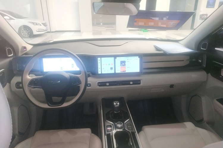 吉利汽车 吉利icon 2023款 1.5TD 巧克力醇臻版中控内饰7002