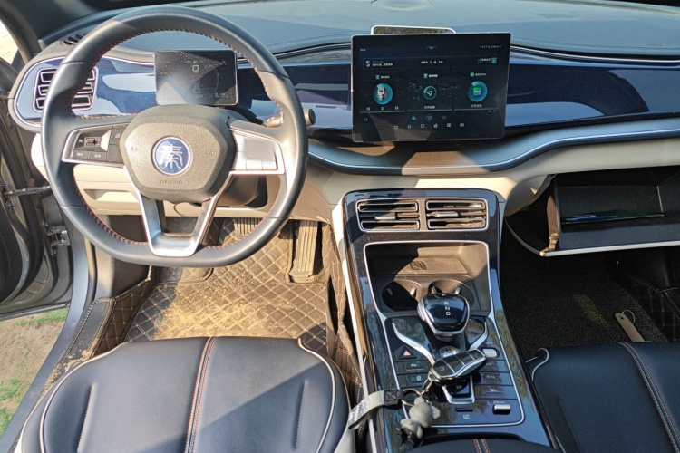 比亚迪 秦PLUS 2021款 DM-i 55KM 旗舰型中控内饰7002