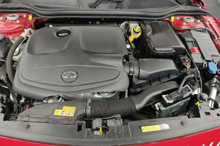 英菲尼迪QX30 2017款 1.6T 两驱运动版局部细节24
