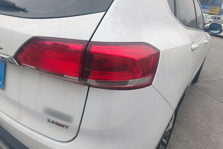 哈弗H6 2017款 蓝标 2.0T 自动两驱智尚型车身外观9