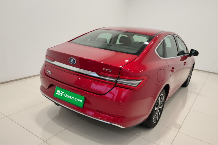 比亚迪 秦Pro新能源 2018款 EV500 智联领耀型车身外观7