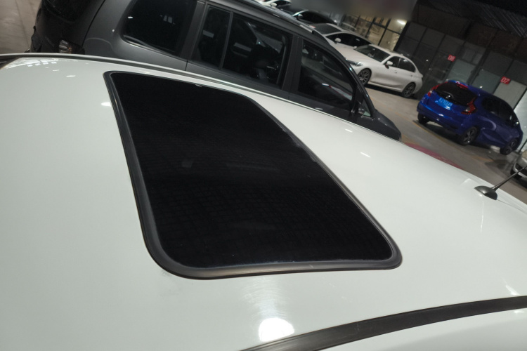 长安 逸动 2015款 1.6L 手动俊酷型 国V局部细节57