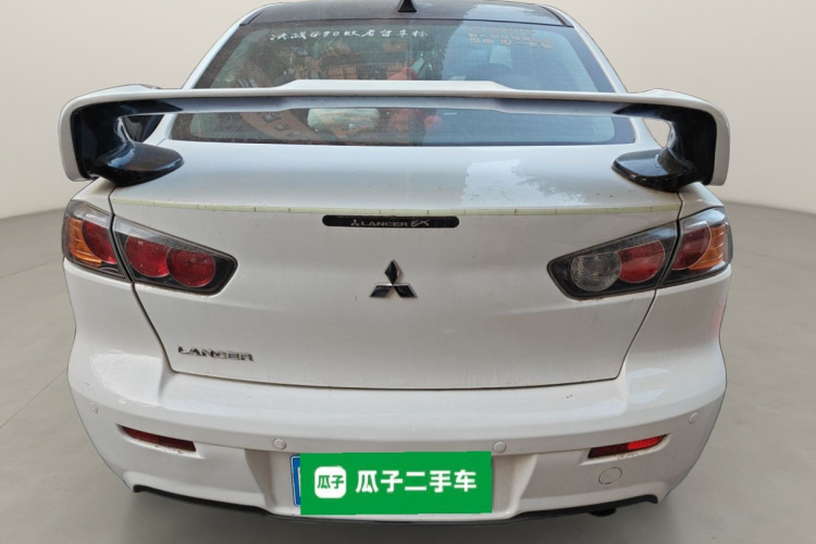 三菱 翼神 2016款 1.8L 手动黑白复刻版车身外观6