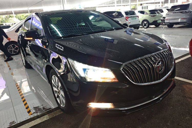 别克 君越 2013款 2.4L SIDI精英舒适型车身外观3