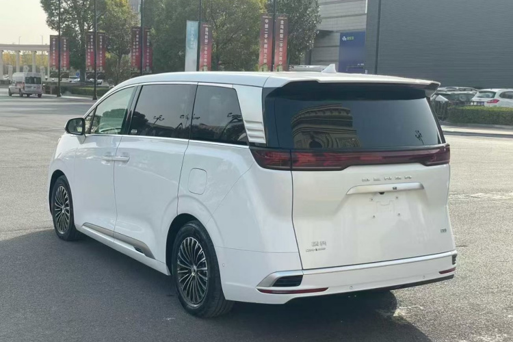 腾势D9 2022款 DM-i 970 四驱旗舰型车身外观6004