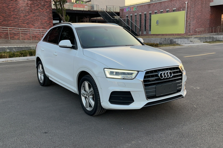 奥迪Q3 2017款 35 TFSI quattro 全时四驱风尚型车身外观6002