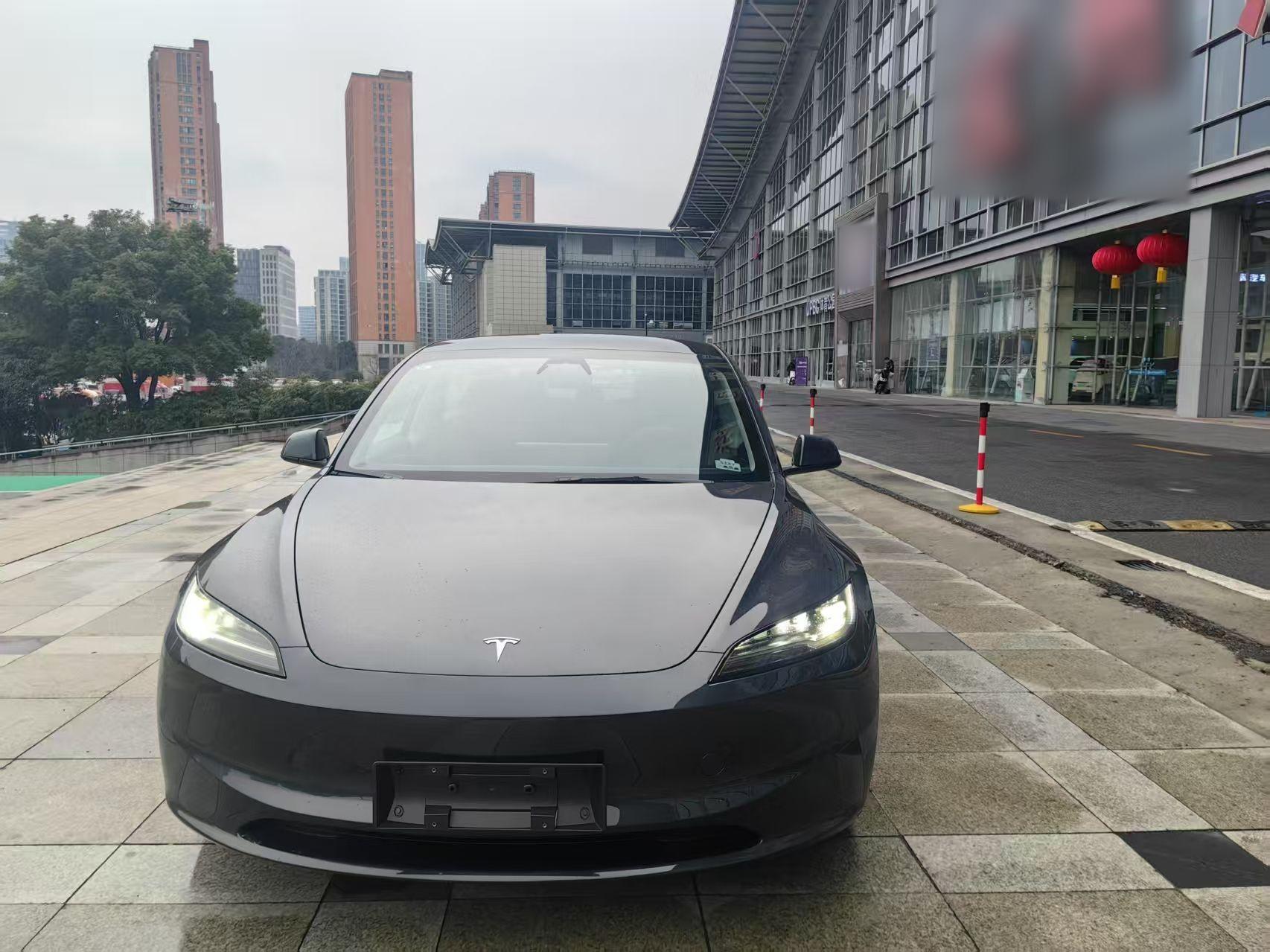 特斯拉 Model 3 2025款 后轮驱动版