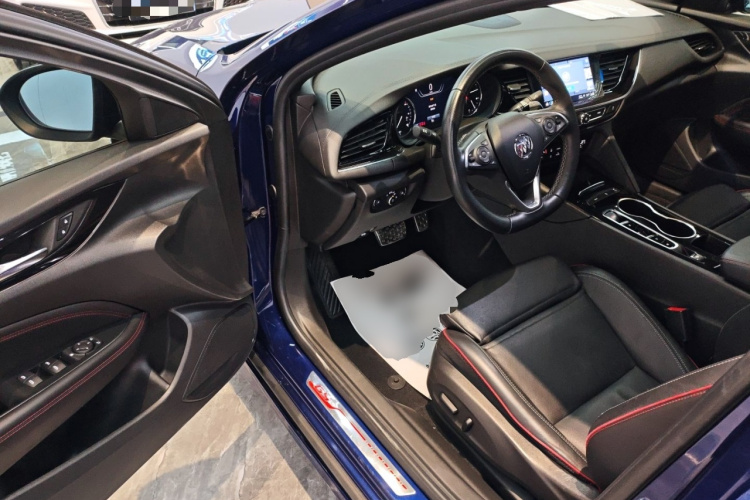 别克 君威 2020款 GS 28T 精英型中控内饰20