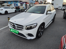 奔驰GLC 2018款 GLC 300 4MATIC 动感型
