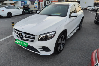 奔驰GLC 2018款 GLC 300 4MATIC 动感型