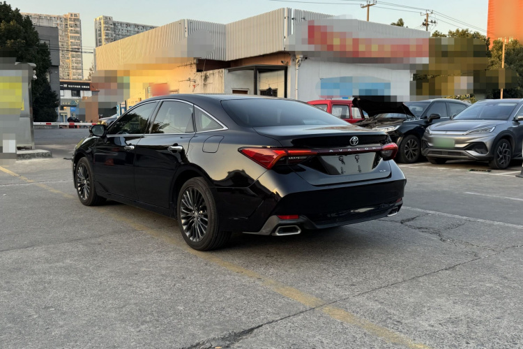 丰田 亚洲龙 2019款 2.0L XLE尊享版 国VI车身外观6005