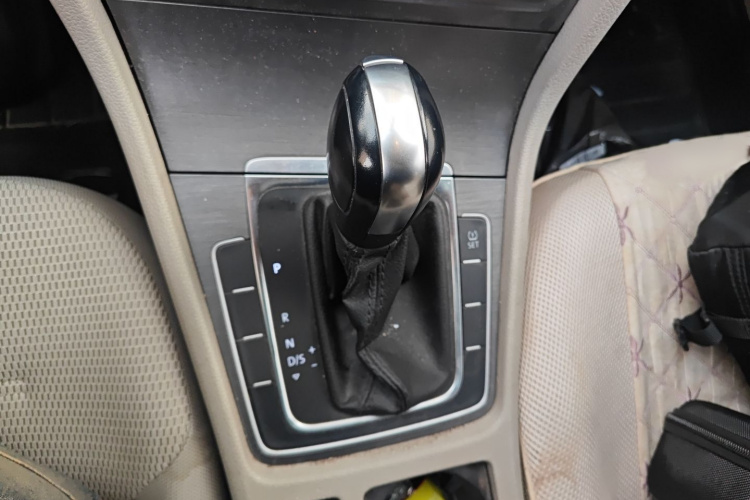 大众 高尔夫 2014款 1.6L 自动舒适型局部细节18