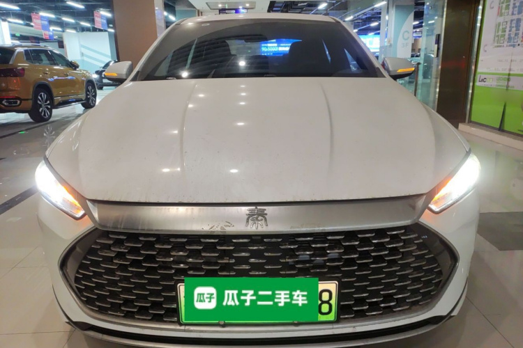 比亚迪 秦PLUS 2021款 DM-i 55KM 旗舰型车身外观2