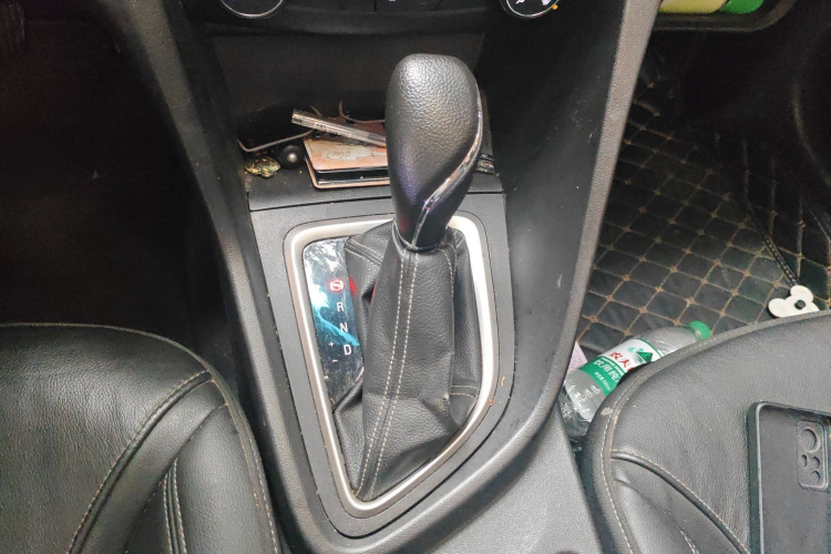 别克 英朗 2018款 18T 自动精英型局部细节18