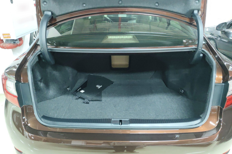 雷克萨斯ES 2015款 200 舒适版局部细节23