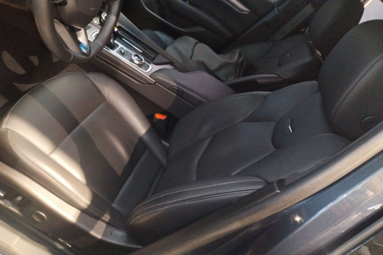 凯迪拉克CT5 2020款 改款 28T 豪华型局部细节19