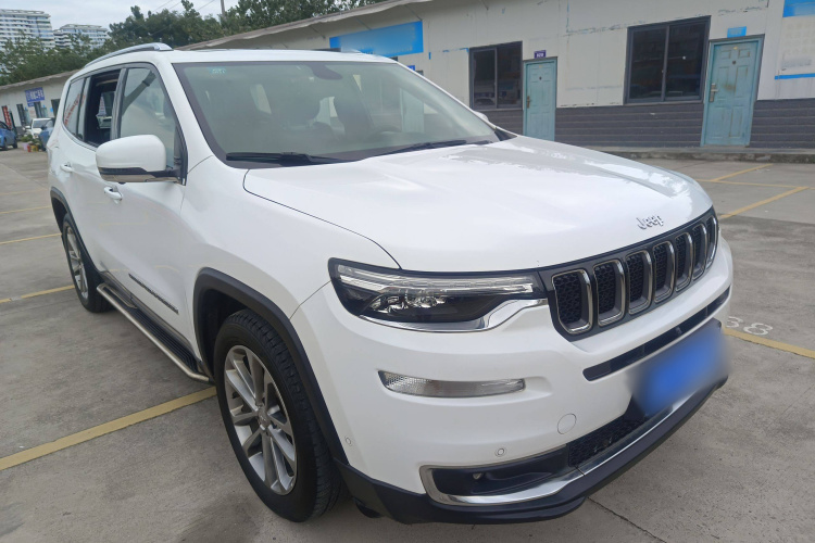 Jeep 大指挥官 2018款 2.0T 四驱尊享导航版 国V车身外观6002