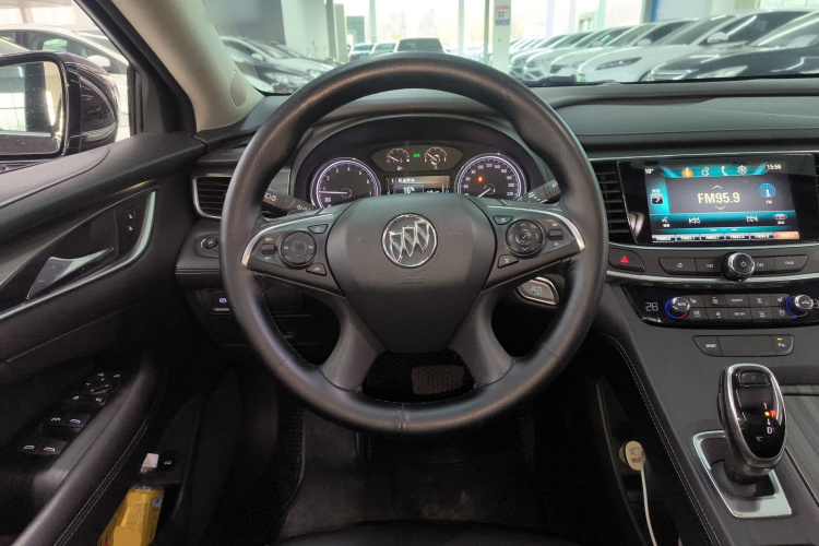 别克 君越 2018款 20T 精英型局部细节13