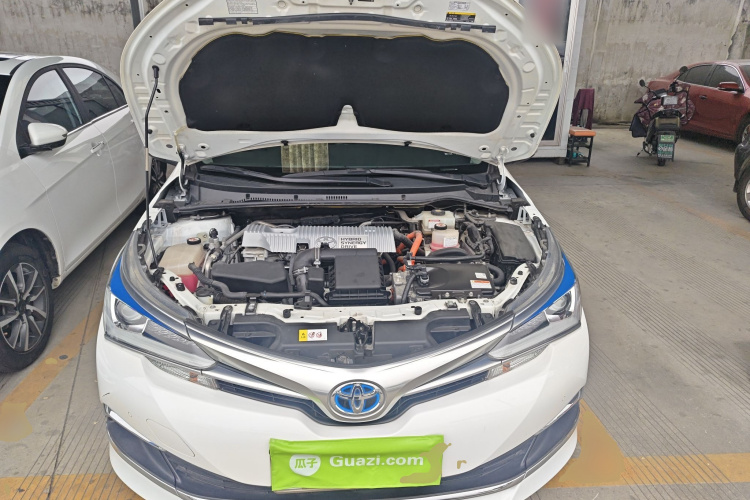 丰田 卡罗拉 2017款 改款双擎 1.8L E-CVT精英版机舱底盘24