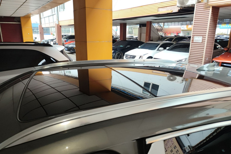 凯迪拉克XT4 2018款 28T 两驱领先型局部细节57