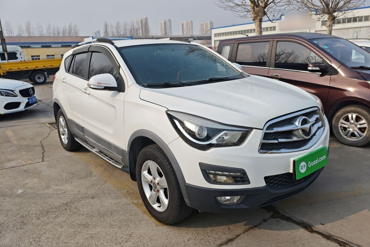 海马S5 2015款 1.6L 手动舒适型车身外观3