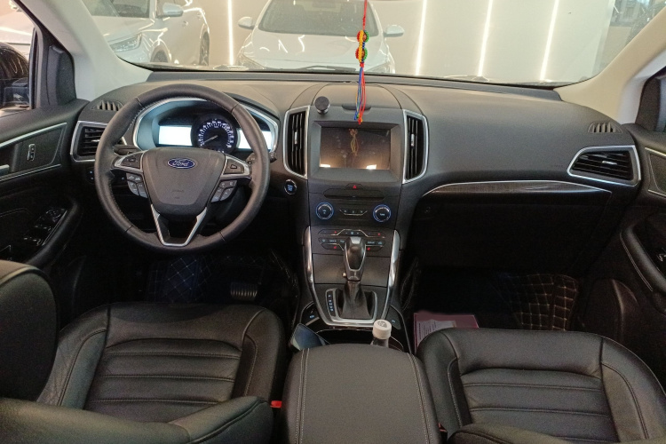 福特 锐界 2018款 EcoBoost 245 两驱豪锐型 7座 国V中控内饰7002