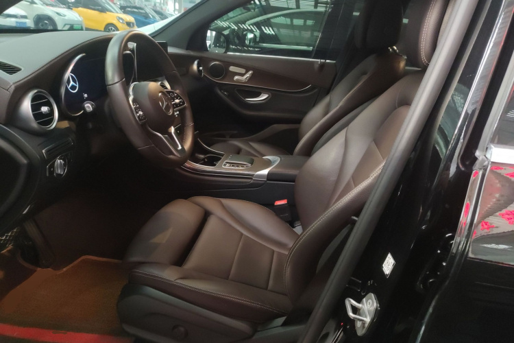 奔驰GLC 2020款 GLC 300 L 4MATIC 动感型中控内饰19