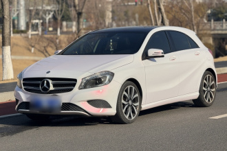 奔驰A级(进口) 2015款 A 200 时尚型