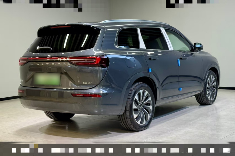 鸿蒙智行 问界M7 2024款 1.5T 后驱Plus版 5座车身外观6006