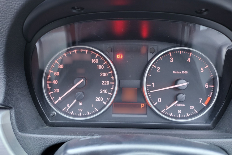 宝马3系(进口) 2011款 320i敞篷轿跑版局部细节14