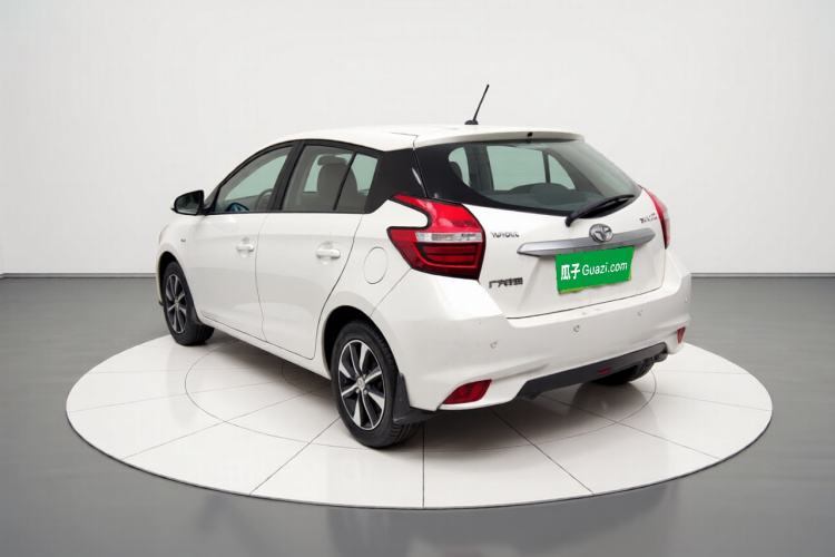 丰田 YARiS L 致炫 2017款 1.5E CVT劲速升级版车身外观5