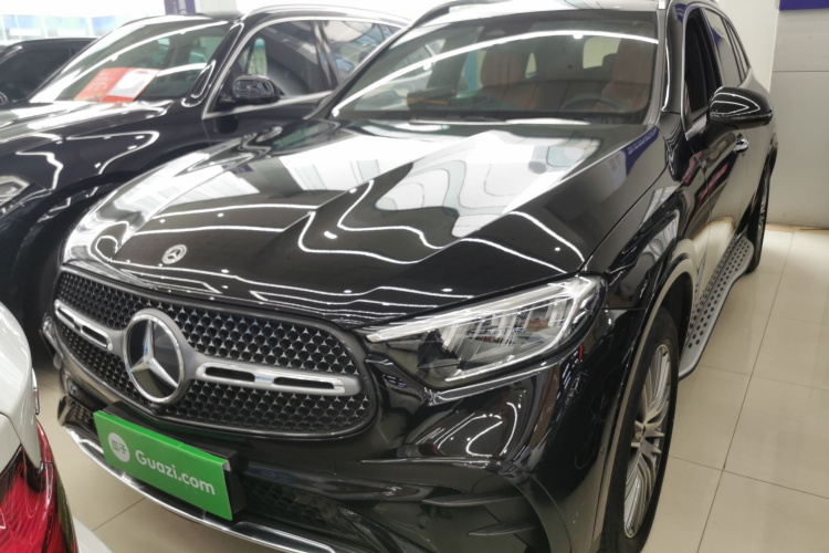 奔驰GLC 2023款 改款 GLC 300 L 4MATIC 动感型 5座车身外观2