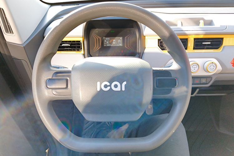 奇瑞 QQ冰淇淋 2022款 170km 圣代 三元锂中控内饰13