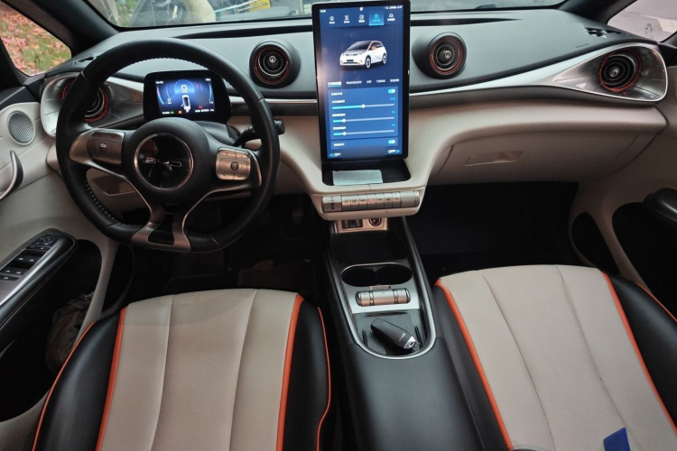 比亚迪 海豚 2021款 405km 时尚版中控内饰7002