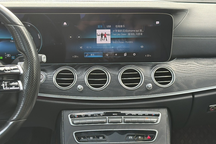 奔驰E级(进口) 2021款 E 260 时尚型运动版中控内饰7009
