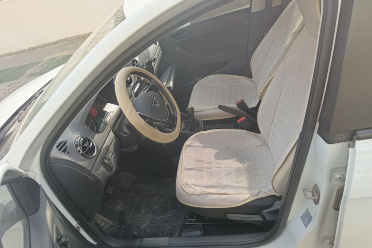 捷达VA3 2021款 1.5L 手动进取版中控内饰19