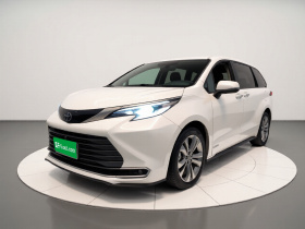 丰田 赛那SIENNA 2023款 2.5L混动 尊贵版
