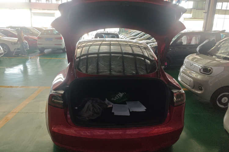 特斯拉 Model 3 2019款 标准续航后驱升级版局部细节23