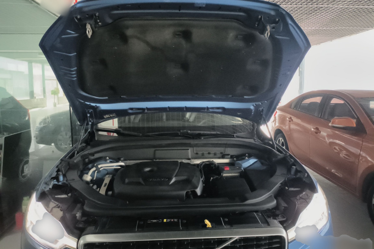 沃尔沃XC60 2019款 T5 四驱智远运动版 国VI机舱底盘24