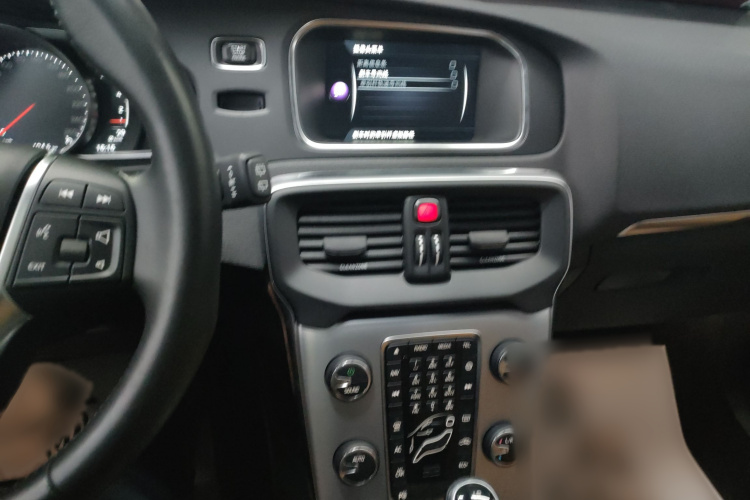 沃尔沃V40 2017款 T3 智雅版局部细节16