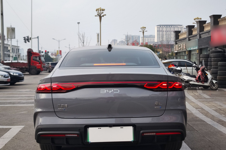 比亚迪 秦L 2026款 DM-i 128KM领先型车身外观6004