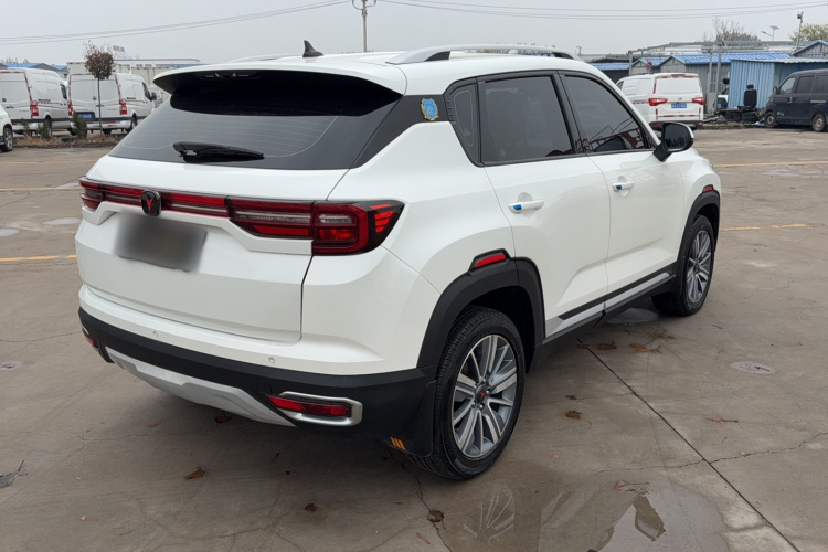 长安CS35PLUS 2018款 1.6L 自动畅联版 国V车身外观6003