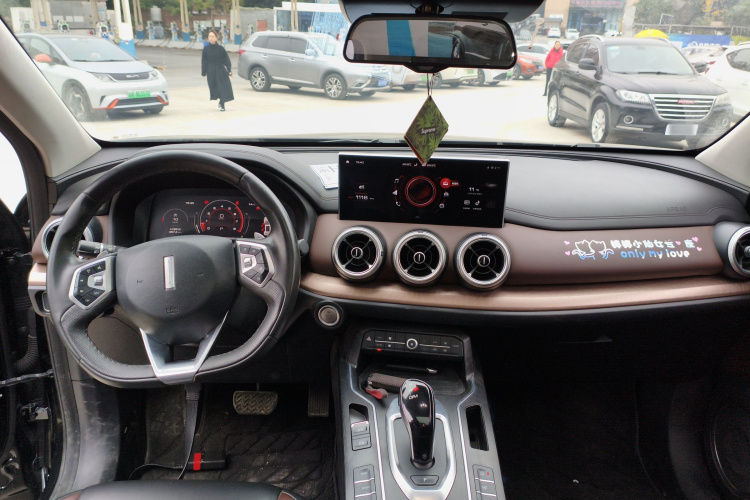 魏牌 VV5 2021款 1.5T 两驱智先锋中控内饰7002