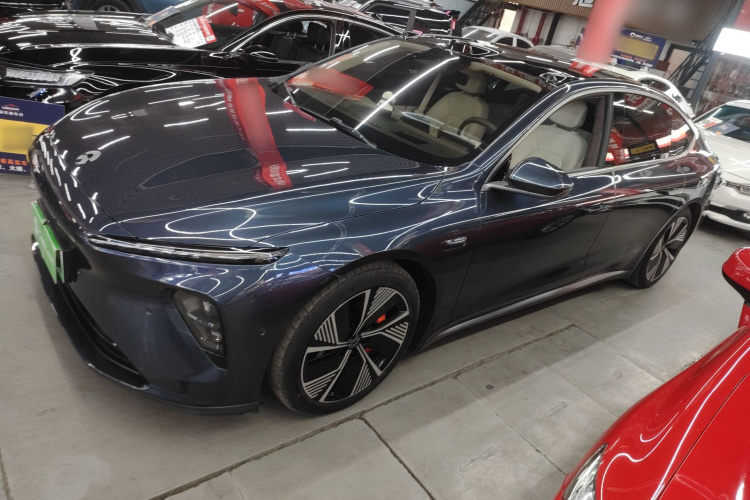 蔚来ET7 2022款 100kWh 首发版车身外观4