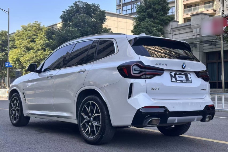 宝马X3 2022款 改款 xDrive25i M运动套装车身外观6001