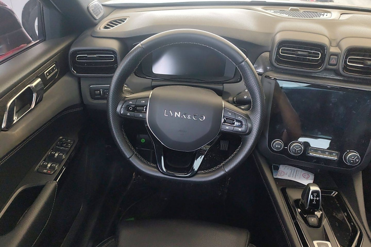 领克02 2021款 1.5TD DCT两驱劲 冠军版局部细节13