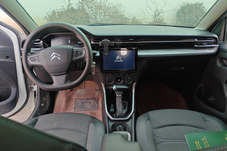 雪铁龙C3-XR 2021款 190THP DCT致尚版中控内饰12